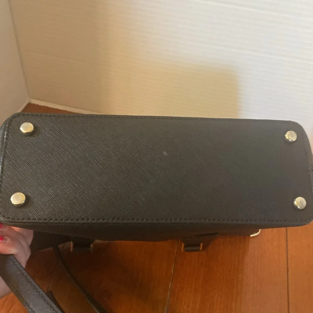 Kate Spade black Cameron Street Lucie crossbody bag purse adjustable strap